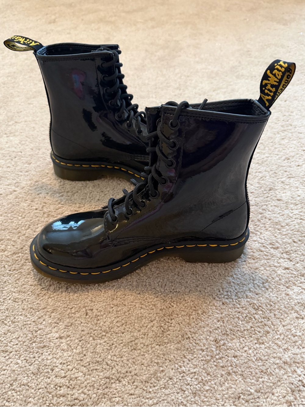 Dr. Martens 1460 W 8 eye lace up boots high-shine black patent leather Size 8